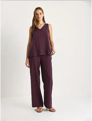 Set due pezzi in cotone con blusa scollo a v e pantaloni lucci