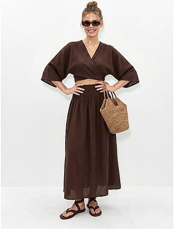 Set due pezzi in cotone con camicetta e gonna midi lucci