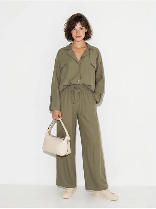 Set due pezzi in crêpe con camicetta e pantaloni a gamba ampia lucci - Kiabi