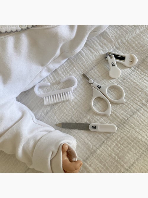 Set manicure bebè 5 accessori astuccio - Kiabi Set manicure bebè 5 accessori astuccio - Kiabi