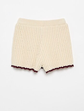 Short all'uncinetto con dettagli ricamati