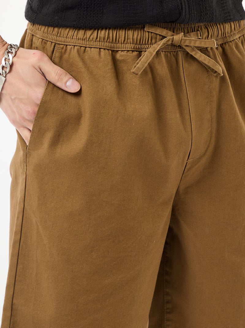 Short chino tinta unita Marrone - Kiabi