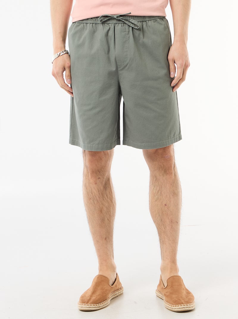 Short chino tinta unita Verde - Kiabi