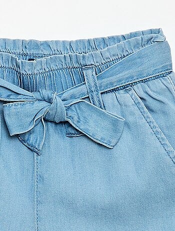Short con cintura annodata