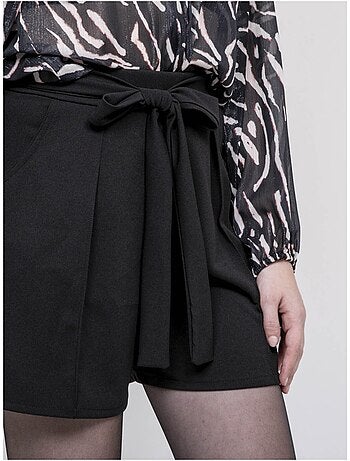 Short con pieghe XIBELLE