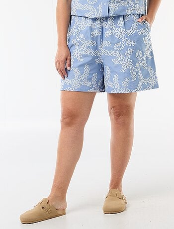 Short con ricami floreali