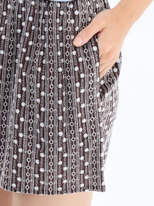 Short con ricami in vita elasticizzata - Kiabi