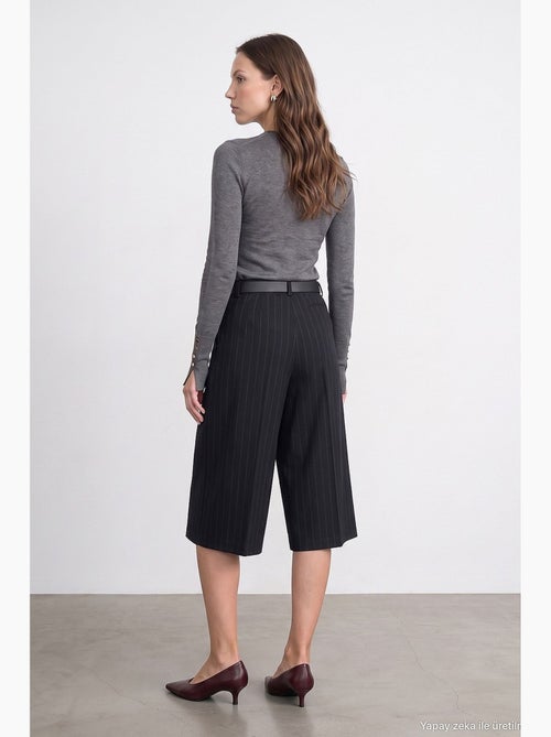 Short donna sagomato dilvin - Kiabi