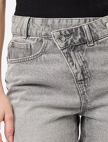 Short in denim a vita alta