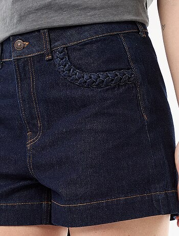 Short in denim con tasche intrecciate