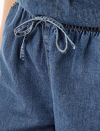Short in denim con vita elasticizzata