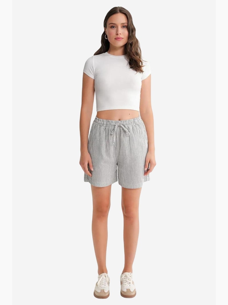 Shorts a righe a vita alta con gamba ampia mixray Nero - Kiabi