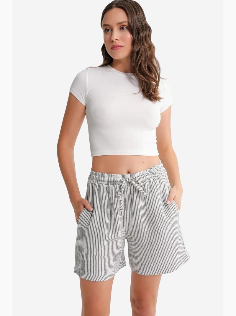 Shorts a righe a vita alta con gamba ampia mixray Nero - Kiabi