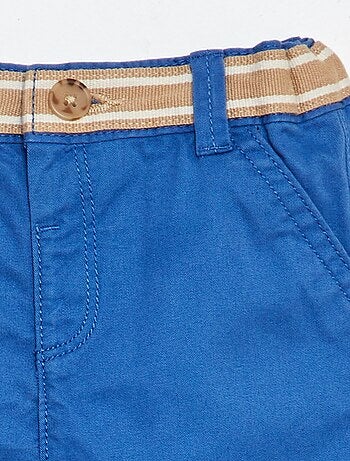 Shorts chino con cintura trompe-l'oeil