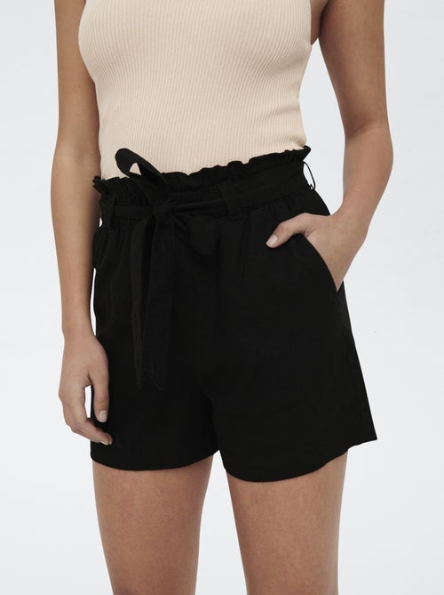 Shorts con vita elasticizzata con cordoncino da annodare 'JDY' - Kiabi