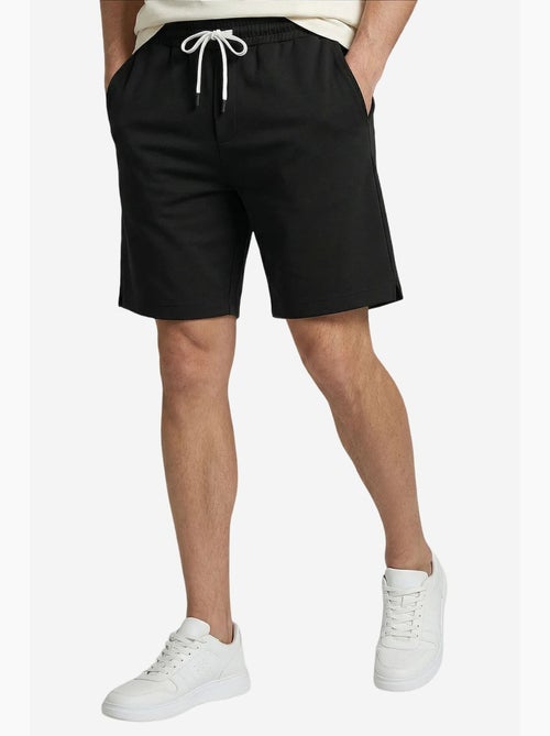 Shorts da uomo in poliestere-elastan tommy - Kiabi Shorts da uomo in poliestere-elastan tommy - Kiabi