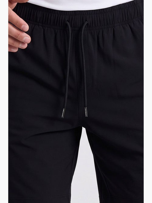 Shorts dal taglio pulito tommy - Kiabi Shorts dal taglio pulito tommy - Kiabi