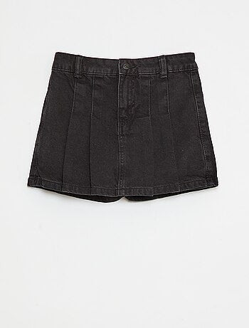 Shorts effetto gonna in denim plissettati