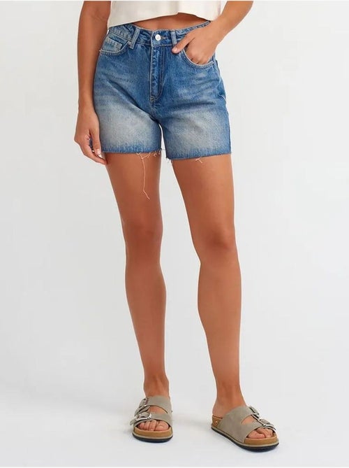 Shorts in denim a vita alta con chiusura a bottoni dilvin - Kiabi Shorts in denim a vita alta con chiusura a bottoni dilvin - Kiabi