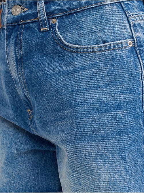 Shorts in denim a vita alta con chiusura a bottoni dilvin - Kiabi Shorts in denim a vita alta con chiusura a bottoni dilvin - Kiabi