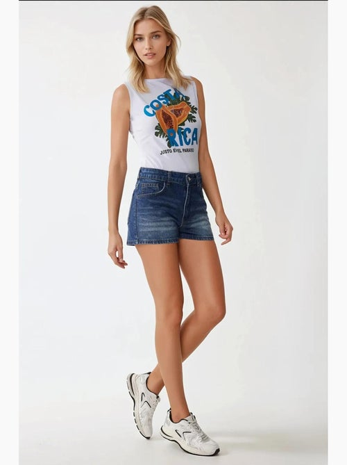 Shorts in denim destroyed a vita alta hiccup - Kiabi Shorts in denim destroyed a vita alta hiccup - Kiabi