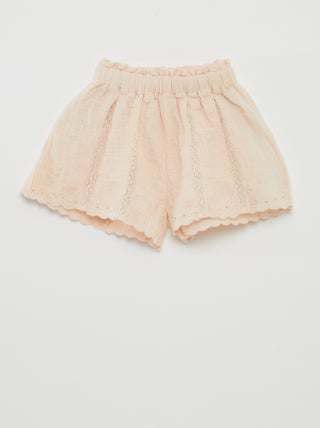 Shorts in garza di cotone con volant