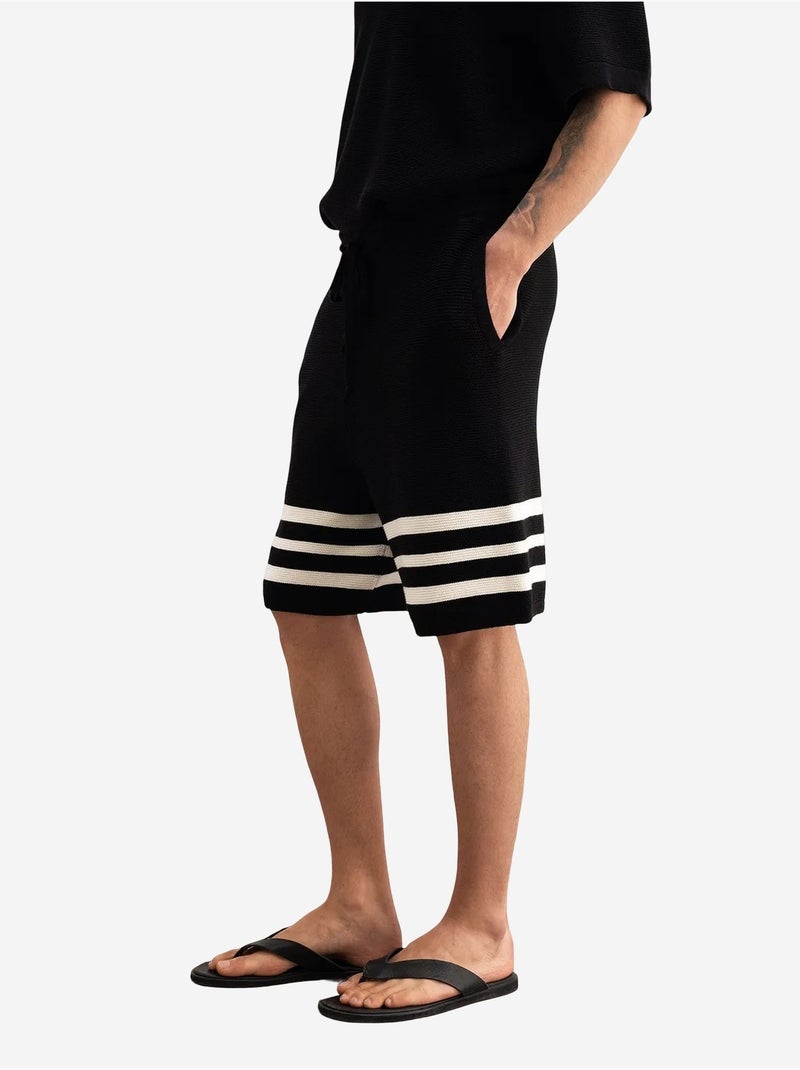 Shorts in maglia a righe con coulisse in vita giesto Nero - Kiabi