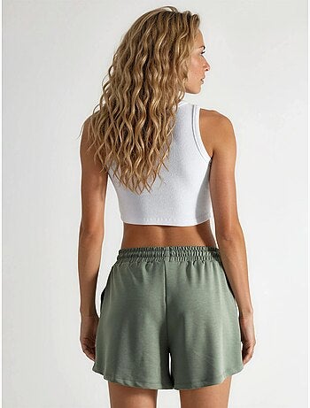Shorts in modal con vita elastica e tasche busem