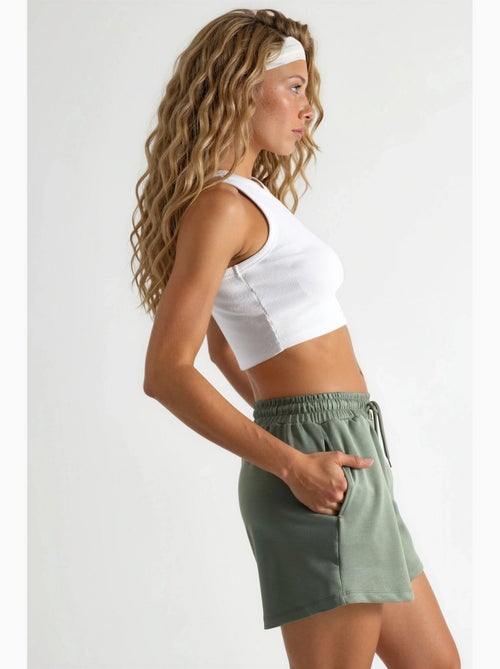 Shorts in modal con vita elastica e tasche busem - Kiabi Shorts in modal con vita elastica e tasche busem - Kiabi