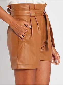Shorts in similpelle a vita alta - Kiabi
