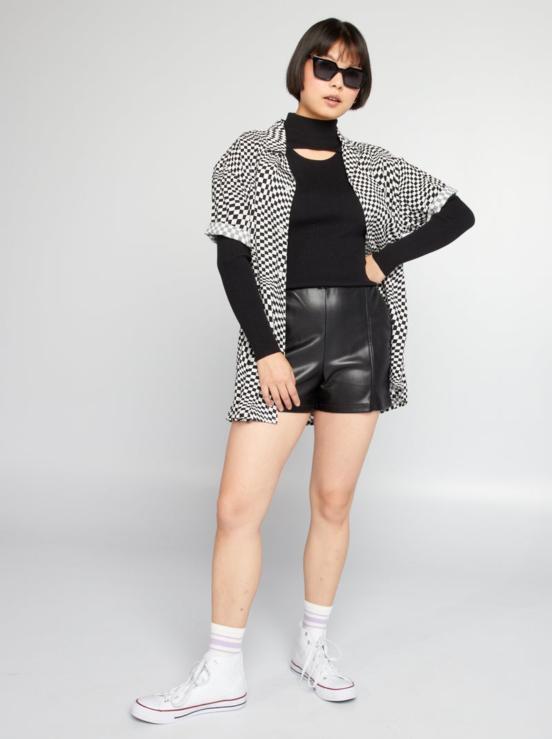 Shorts in similpelle nero - Kiabi
