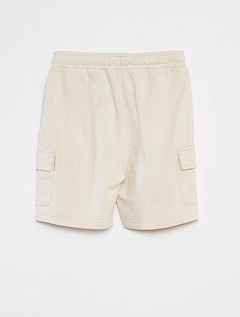 Shorts in tessuto felpato leggero con tasche con patta