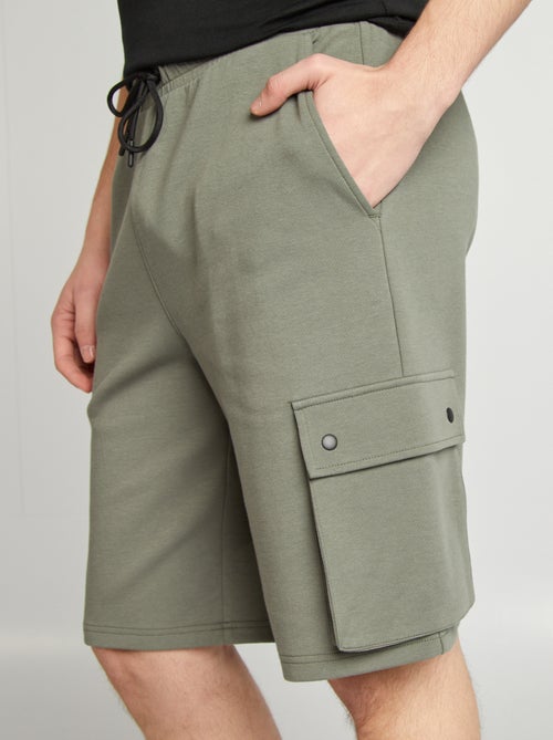 Shorts in tessuto felpato leggero con tasche con patta - Kiabi