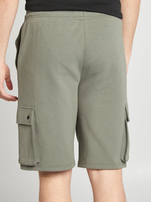 Shorts in tessuto felpato leggero con tasche con patta - Kiabi