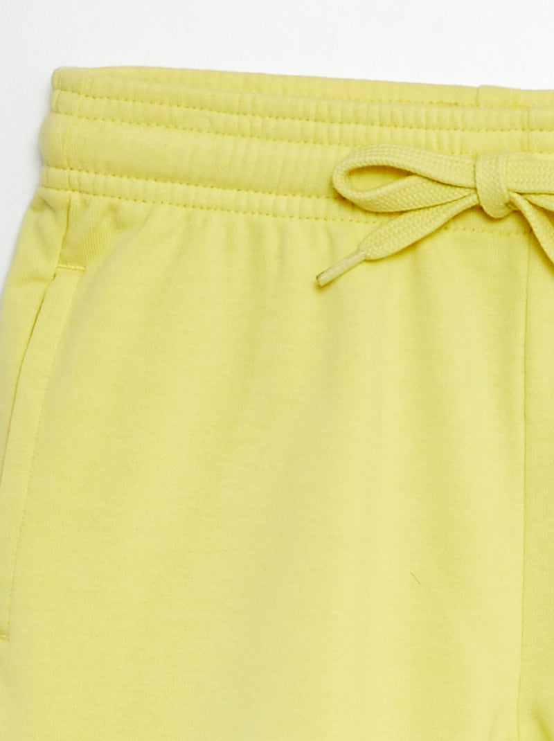Shorts in tessuto felpato leggero giallo - Kiabi