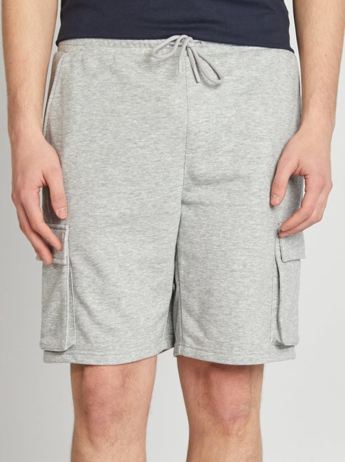 Shorts in tessuto felpato leggero multitasche - Kiabi