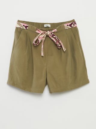 Shorts 'JDY' con cintura a contrasto