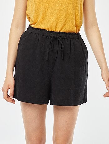 Shorts leggeri con cordoncini