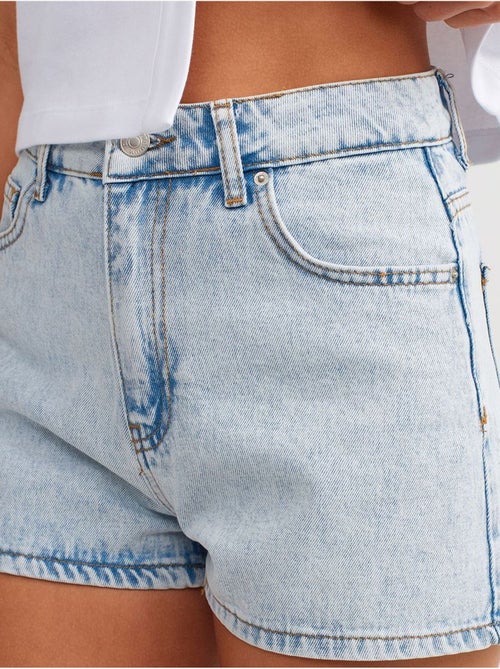 Shorts mom in denim di cotone a vita alta dilvin - Kiabi Shorts mom in denim di cotone a vita alta dilvin - Kiabi