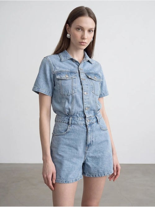 Shorts salopette in denim con colletto da camicia dilvin - Kiabi Shorts salopette in denim con colletto da camicia dilvin - Kiabi