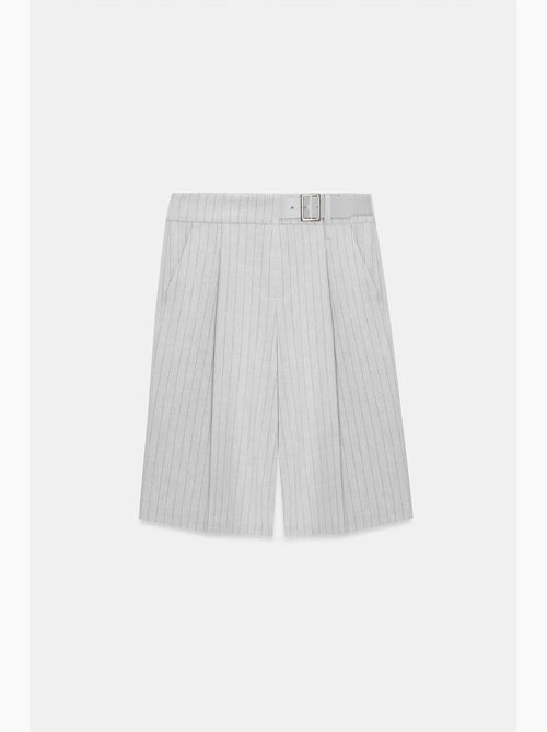 Shorts sartoriali a righe a vita alta con cintura dilvin - Kiabi Shorts sartoriali a righe a vita alta con cintura dilvin - Kiabi