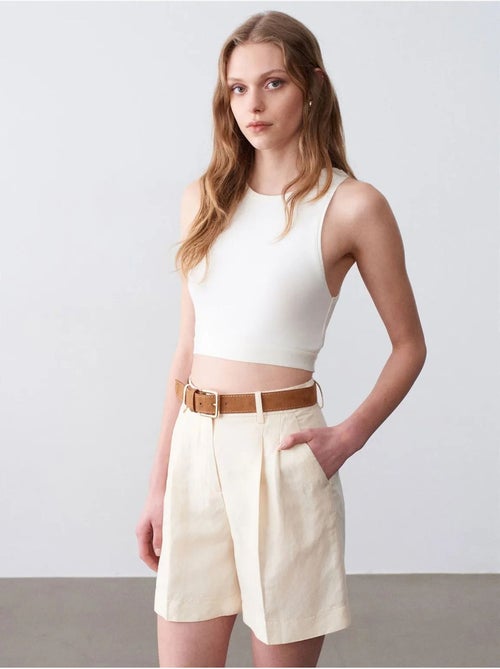 Shorts sartoriali a vita alta a gamba ampia dilvin - Kiabi Shorts sartoriali a vita alta a gamba ampia dilvin - Kiabi