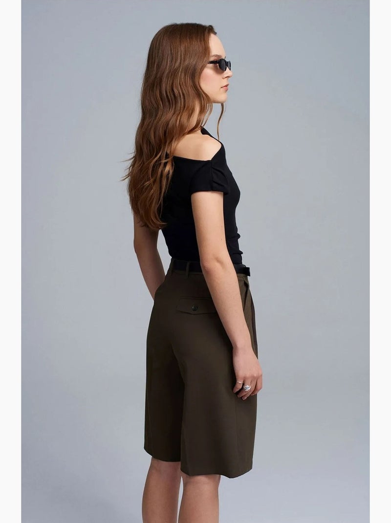 Shorts sartoriali a vita alta a gamba ampia dilvin Verde kaki - Kiabi