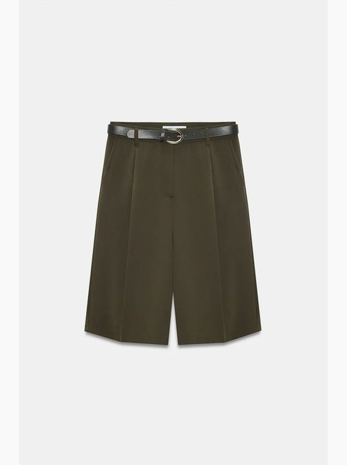 Shorts sartoriali a vita alta a gamba ampia dilvin - Kiabi Shorts sartoriali a vita alta a gamba ampia dilvin - Kiabi