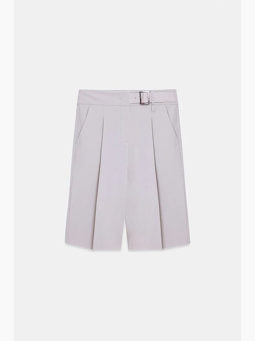 Shorts sartoriali a vita alta a gamba larga con cintura dilvin - Kiabi Shorts sartoriali a vita alta a gamba larga con cintura dilvin - Kiabi
