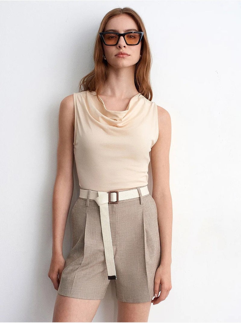 Shorts sartoriali a vita alta con cintura dilvin Beige argilla - Kiabi