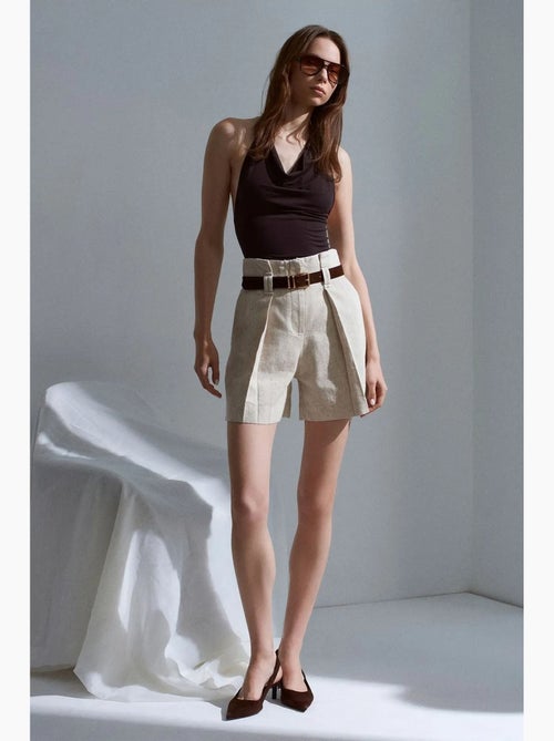 Shorts sartoriali a vita alta con cintura e gamba ampia dilvin - Kiabi Shorts sartoriali a vita alta con cintura e gamba ampia dilvin - Kiabi