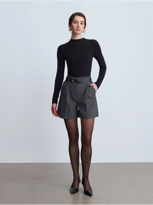Shorts sartoriali a vita alta con cintura e gamba ampia dilvin - Kiabi Shorts sartoriali a vita alta con cintura e gamba ampia dilvin - Kiabi