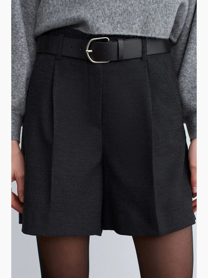 Shorts sartoriali a vita alta con cintura e gamba ampia dilvin Nero - Kiabi
