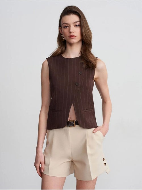 Shorts sartoriali in crêpe a vita alta con cintura - Kiabi